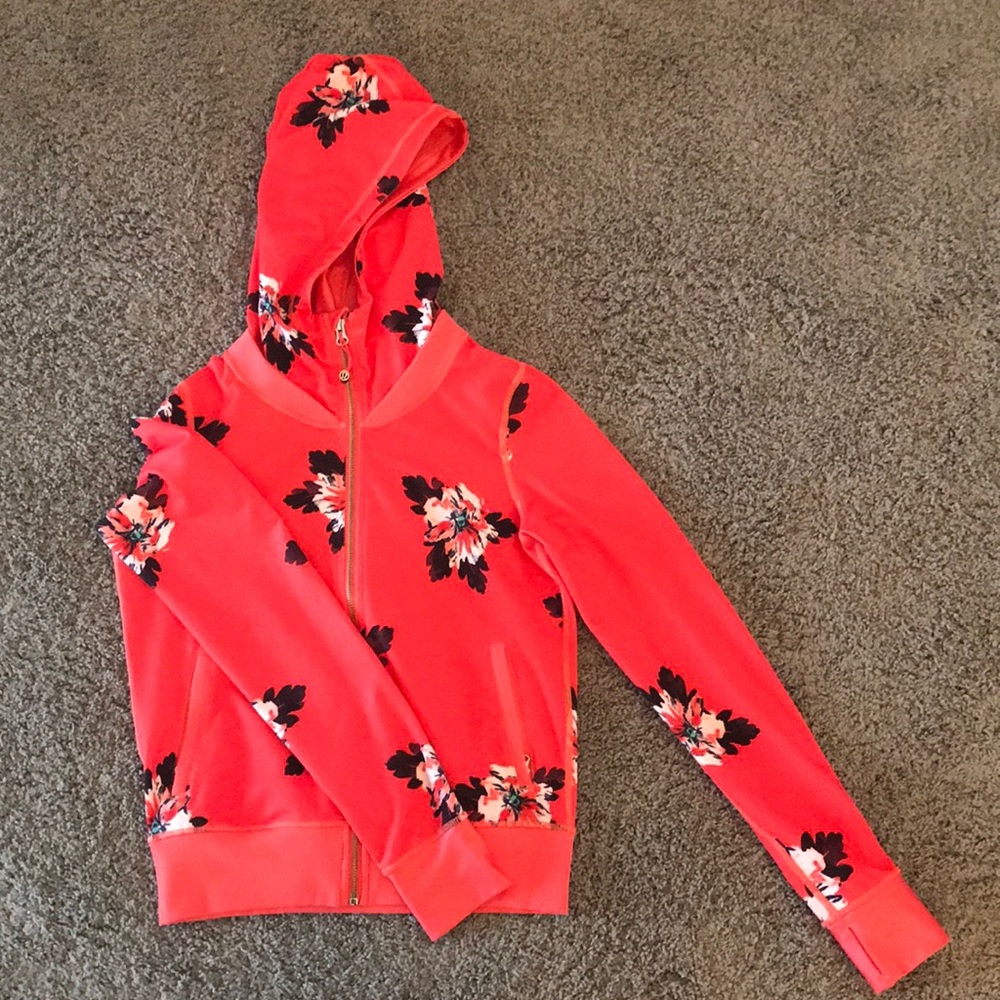 Lululemon zip up size 4